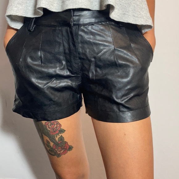 Buffalo David Bitton Pants - ⭐️Vegan leather shorts⭐️